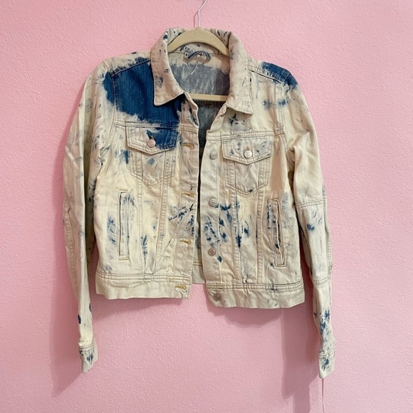 NWT Free People denim jacket Rumors Jones tie dye blue size small - Picture 3 of 9